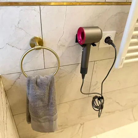 Modern Haussmann-style Parisian -6p 아파트