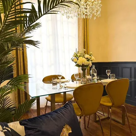 Modern Haussmann-style Parisian -6p *